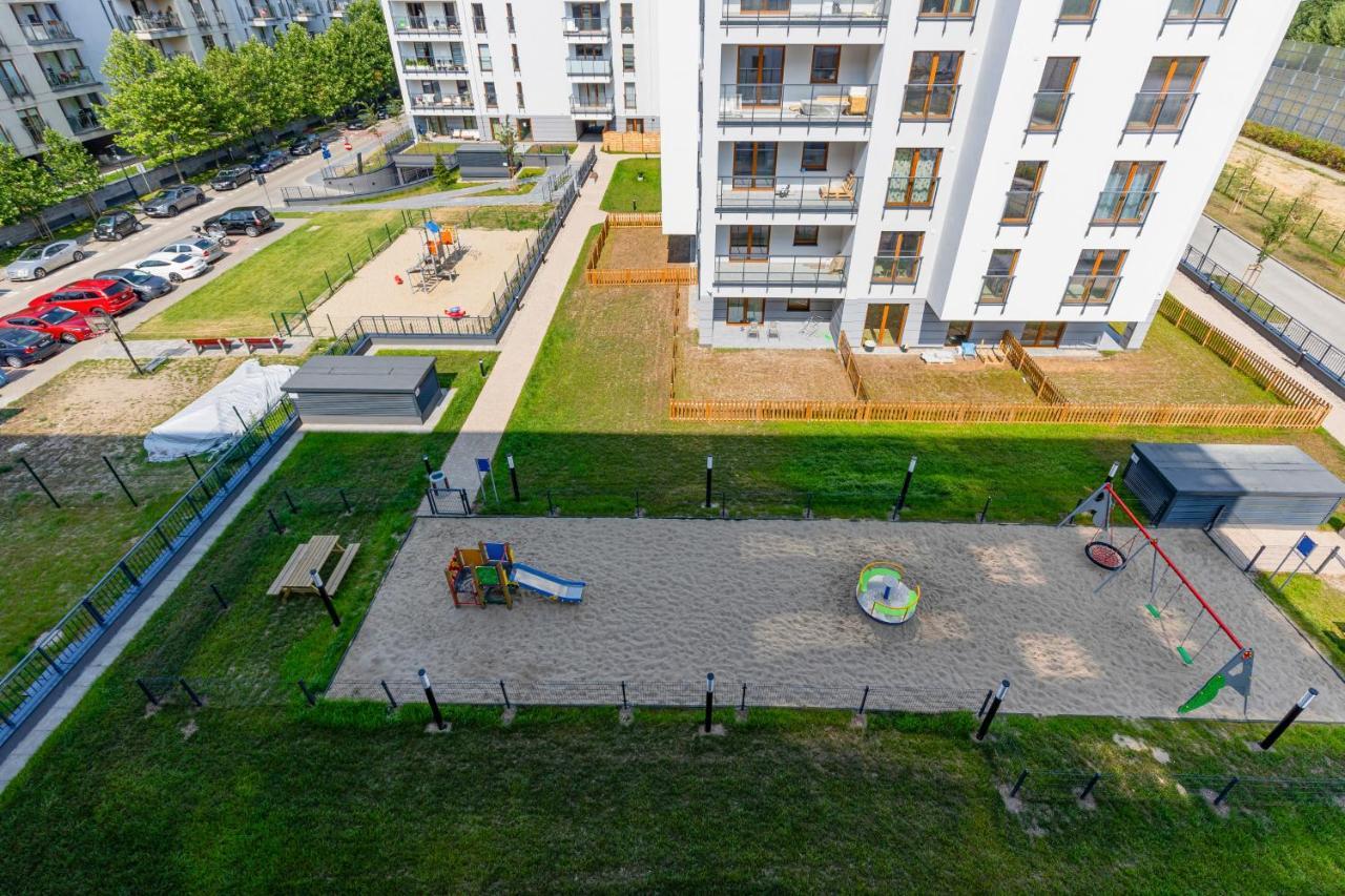 Ursus Sunny Studio For 4 Guests With Parking & Balcony By Noclegi Renters Warszawa Eksteriør bilde