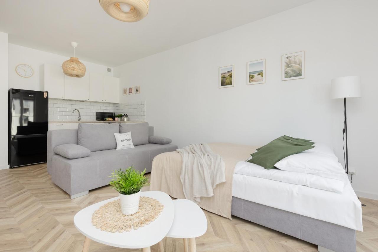 Ursus Sunny Studio For 4 Guests With Parking & Balcony By Noclegi Renters Warszawa Eksteriør bilde